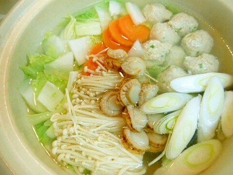 自家製肉団子で野菜たっぷり☆肉団子鍋